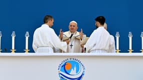 Le pape François célèbre une messe au Stade Vélodrome à Marseille, le 23 septembre 2023