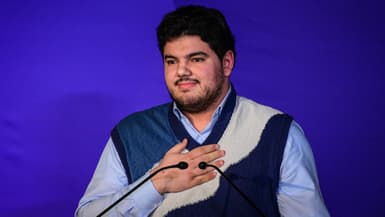 Le militant anti-narcotrafic Amine Kessaci le 17 janvier 2026 lors d'un meeting à Lyon 