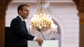 Emmanuel Macron lors d'une cérémonie à la mémoire des Harkis à l'Élysée, le 20 septembre 2021 (Photo d'illustration)