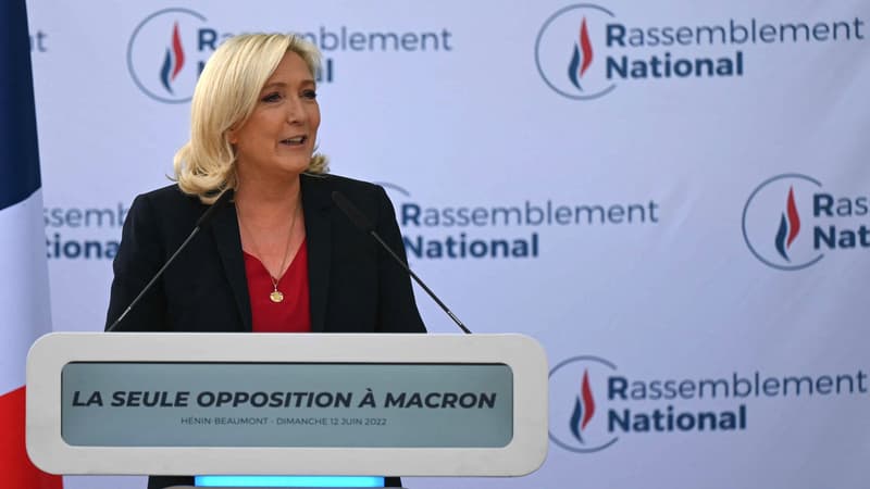Marine Le Pen s'exprime au soir du 1er tour des élections législatives, dimanche 12 juin 2022