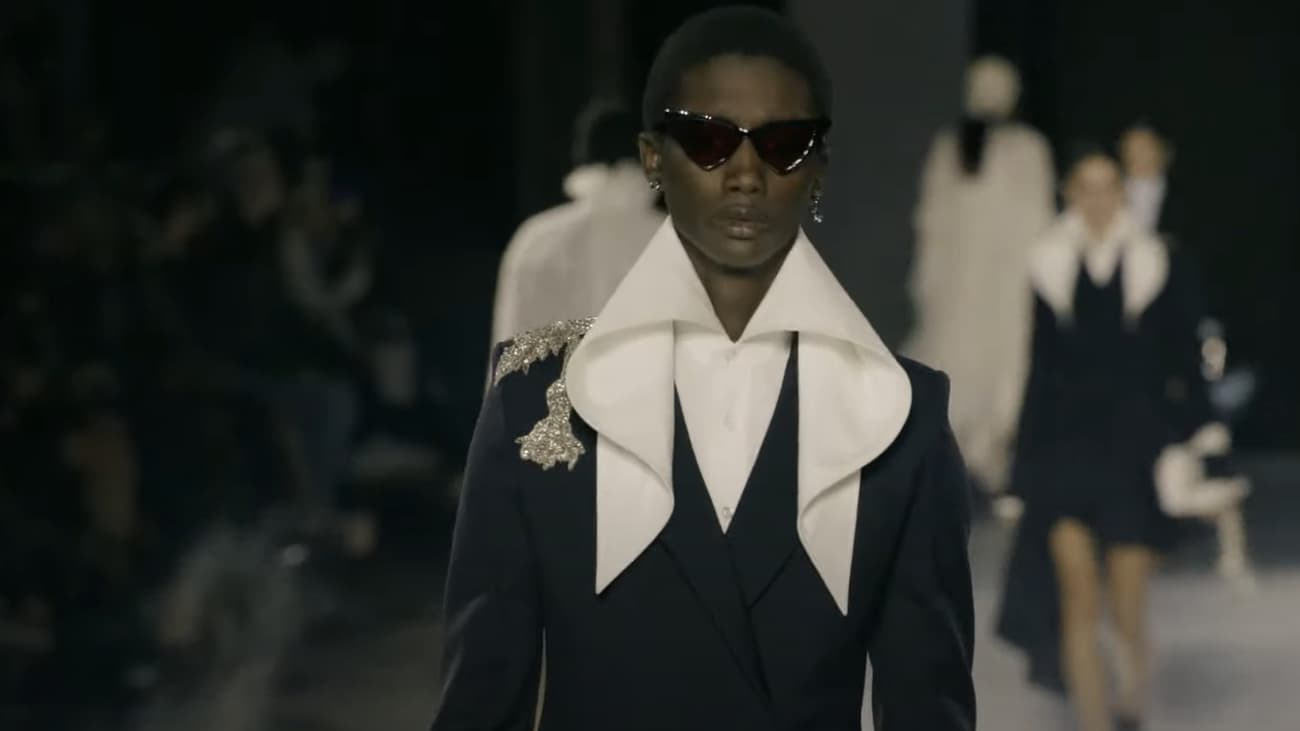 Défilé Alexander McQueen printemps-été 2025
