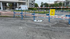 La montée de la Boucle, axe routier du 4e arrondissement de Lyon (Rhône), fermée à la circulation lundi 12 mai 2025 après un effondrement de la chaussée lors de fortes pluies le dimanche 4 mai 2025.