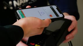 Des outils pour gérer son budget depuis son téléphone se développent (photo d'illustration).