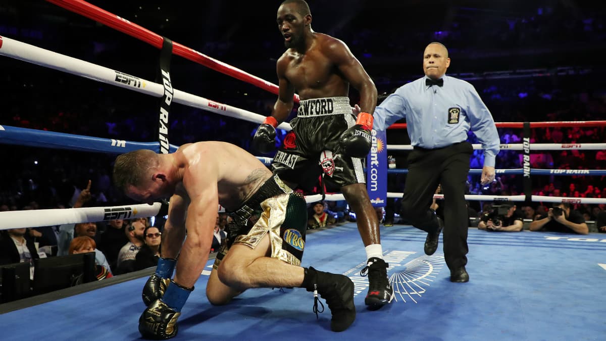 Terence Crawford (debout) Terence Crawford (debout)