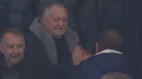 Jean-Michel Aulas et John Textor lors d'OL-Toulouse, le 10 décembre 2023 en Ligue 1