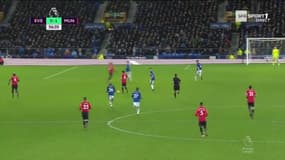 Le duo Pogba-Martial lance MU à Everton