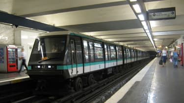 Le métro francilien ne fonctionne pas encore toute la nuit.