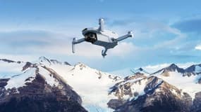 Mais comment fait Amazon pour proposer ce drone avec caméra 4k à un prix si bas ?