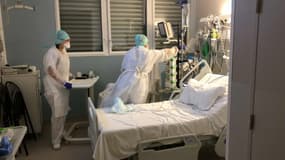 Des soignantes à l'hôpital Edouard-Herriot.