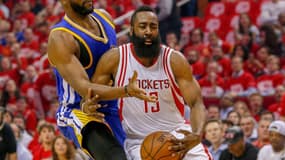 James Harden face à Festus Ezeli