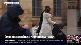 La famille du petit Émile arrive à la basilique de Saint-Maximin-la-Sainte-Baume pour assister aux obsèques