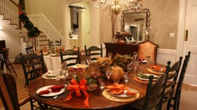 Une table pour le repas de Thanksgiving (photo d'illustration)