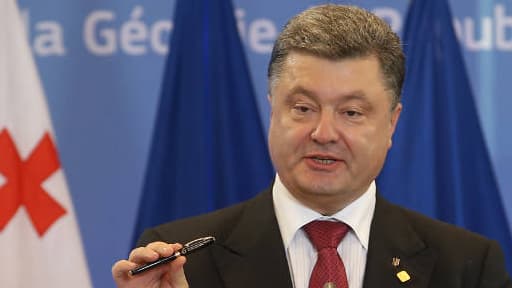 "C'est un jour historique pour mon pays, le plus important depuis l'indépendance", a déclaré Petro Porochenko, vendredi.