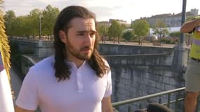 Damien Tarel, l'homme qui a giflé Emmanuel Macron en juin dernier, est sorti de prison ce samedi matin après trois mois de détention.