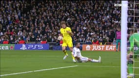 La main de Marcos Alonso sanctionnée