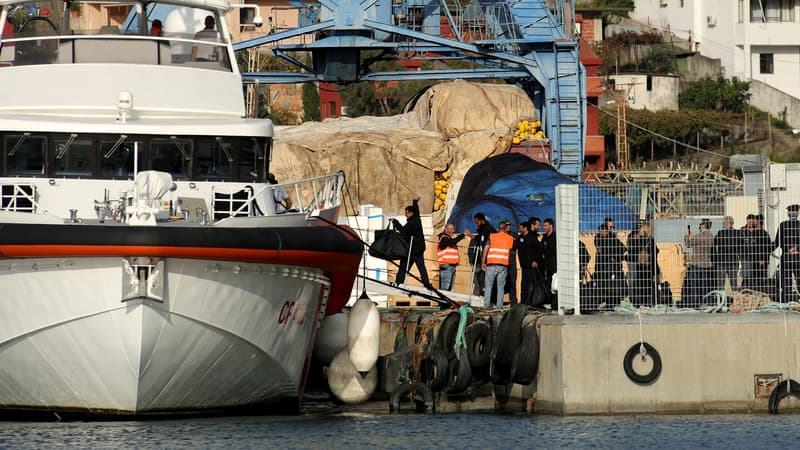 Italie: un tribunal invalide la rétention des demandeurs d'asile envoyés en Albanie