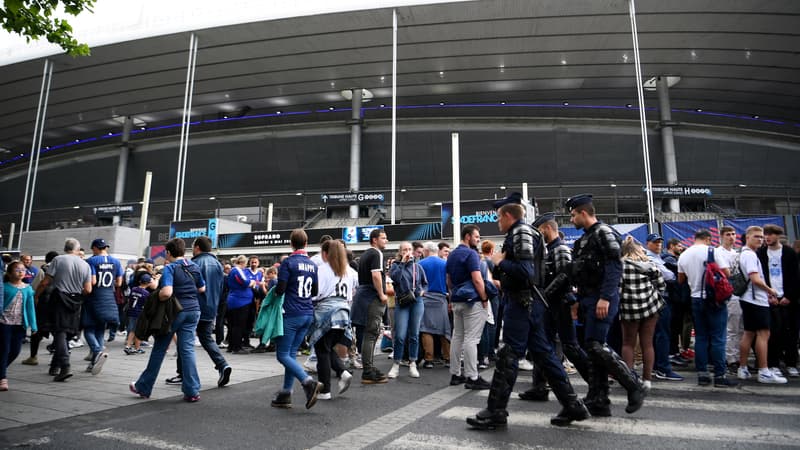 EN DIRECT - Coupe de France: Macron attendu pour une finale sous tension, le rassemblement syndical interdit
