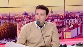  Notre-Dame: "On a reconstitué les parties qui s'étaient effondrées", raconte un tailleur de pierre