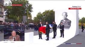 Le cercueil de Robert Badinter arrive au Panthéon