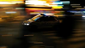 Les voitures du convoi ont engagé une course poursuite à 240 km/h avec la douane.