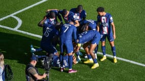 La joie des Parisiens sur le but d'Hugo Ekitike face à Auxerre, le 13 novembre 2022.