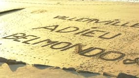 La plage de Villerville, quelques heures après la mort de Jean-Paul Belmondo