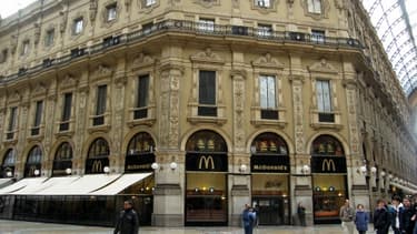 Cela faisait 20 ans que le MacDonalds était implanté au sein de la galerie Vittorio Emanuele II .