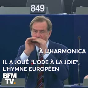 Un député européen joue l'Ode à la Joie à l'harmonica  
