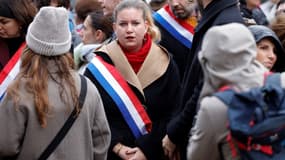 Mathilde Panot le 12 novembre à Paris lors d'un hommage devant le Vel d'Hiv'