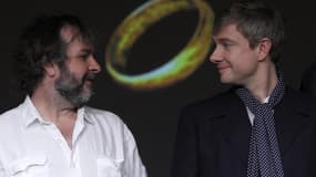 Le réalisateur Peter Jackson (à gauche) et l'acteur Martin Freeman, qui incarne Bilbo Baggins dans "Le Hobbit: Un voyage inattendu", sorti en décembre dernier. Le dernier volet de la nouvelle trilogie que le cinéaste néo-zélandais a tirée de l'oeuvre de J