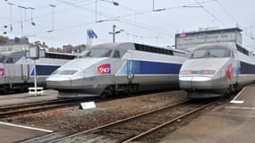 Sur la future ligne TGV, le premier train le matin permettra aux Bordelais, d’arriver à Paris peu après 8h et aux Parisiens d’arriver à Bordeaux avant 9h. Un dernier train le soir qui permet de partir vers 21h pour rentrer sur Bordeaux ou sur Paris.