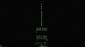 À New York, le One World Trade Center se pare de vert en soutien à l'accord de Paris