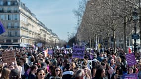 Manifestation pour les droits des femmes à Paris le 8 mars 2025 à Paris