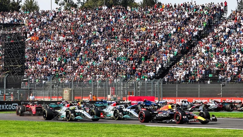 Le départ du Grand Prix du Mexique