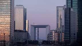 La Grande Arche et les tours de La Défense, le 15 décembre 2016.