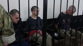 Aiden Aslin (britannique), Brahim Saadoun (Marocain) et  Shaun Pinner (Britannique), ont été condamnés à mort par la République populaire de Donetsk