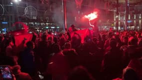 Des scènes de liesse à Marseille après la qualification du Maroc