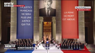 Le cercueil de Robert Badinter entre dans le Panthéon
