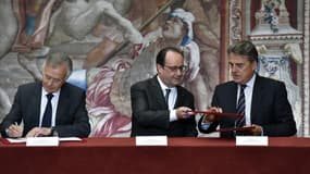 "L'industrie a un avenir en France", a assuré le président François Hollande, lors de la signature à l'Elysée de l'accord par le directeur général de Safran, Philippe Petitcolin, et le PDG d'Air France-KLM, Alexandre de Juniac.