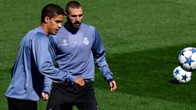Raphaël Varane et Karim Benzema