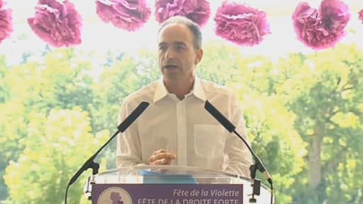 A la fête de la violette, Jean-François Copé s'est posé en premier opposant à François Hollande.