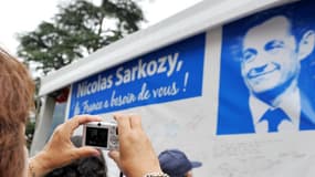 Les sympathisants UMP ont appelé au retour de Nicolas Sarkozy début juillet à la Ferté-Imbault