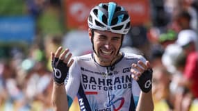 Lenny Martinez vainqueur de la 8e étape du Critérium du Dauphiné, le 15 juin 2025.