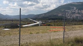 L'appareil s'est crashé au décollage ce vendredi 26 juillet et a chuté dans un champ photovoltaïque.