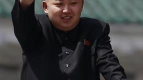 Kim Jong-un a consolidé son pouvoir en Corée du Nord en étant nommé maréchal de l'armée, le plus haut grade dans ce pays pauvre et isolé mais comptant 1,2 million de militaires, une promotion qui parachève la prise de contrôle de l'appareil d'Etat et de l