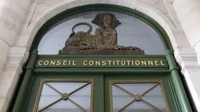 Le Conseil constitutionnel va se pencher sur la cas d'un jihadiste franco-marocain, naturalisé Français en 2003, et déchu de sa nationalité en mai dernier après avoir été condamné pour terrorisme.
