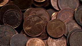 Selon une enquête publique menée par la Commission européenne, les citoyens européens seraient favorables à la disparition des pièces de 1 et 2 centimes d'euro.