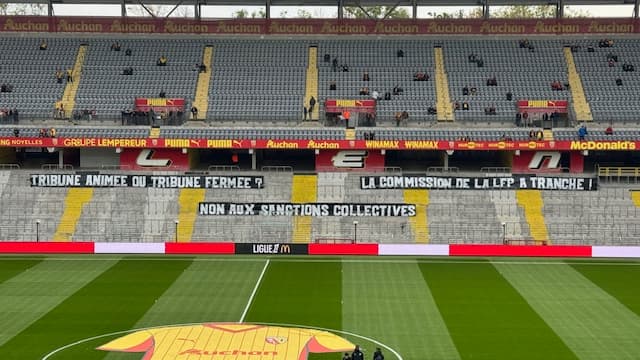 La tribune Marek à Lens le 19 octobre 2025