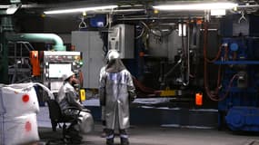 Des ouvriers dans une usine sidérurgique à Duisbourg, en Allemagne, le 4 juillet 2025.