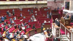Loi antiterroriste: alliance entre Les Républicains et La France insoumise à l'Assemblée nationale